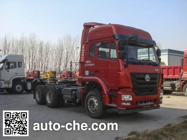 Sinotruk Hohan tractor unit ZZ4255N3246E1