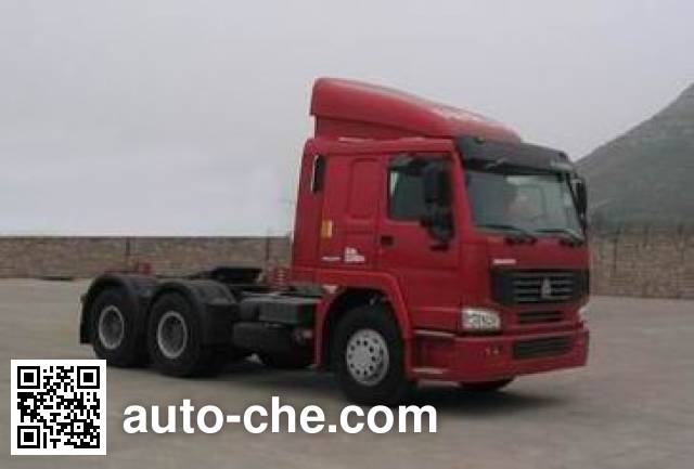 Sinotruk Howo tractor unit ZZ4257M3237CZ