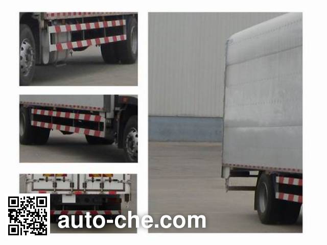Sinotruk Hohan wing van truck ZZ5185XYKH7113E1