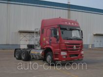 Sinotruk Howo tractor unit ZZ4257N3847E1LB