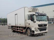 Sinotruk Howo refrigerated truck ZZ5167XLCM561GE1
