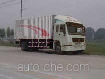 Sinotruk Howo box van truck ZZ5167XXYM5617W