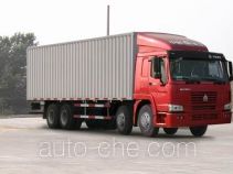 Sinotruk Howo box van truck ZZ5247XXYM4667W