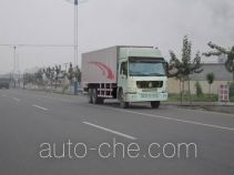 Sinotruk Howo box van truck ZZ5257XXYM5841V