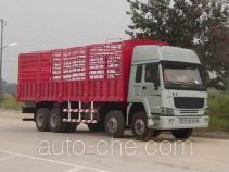 Sinotruk Howo stake truck ZZ5317CLXM4661V