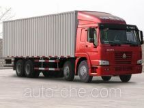 Sinotruk Howo box van truck ZZ5317XXYN4667W